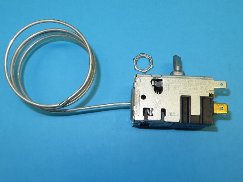 Hűtő hőfokszabályzó (érzékelő hossza: 70 cm)