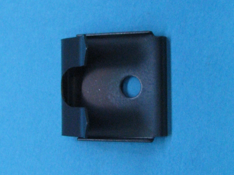 Kerámialap rögzítő fémkapocs (1darab)