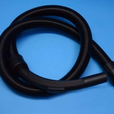 Porszívó gégecső