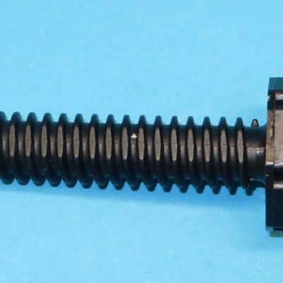 Mosogatógép állítható láb