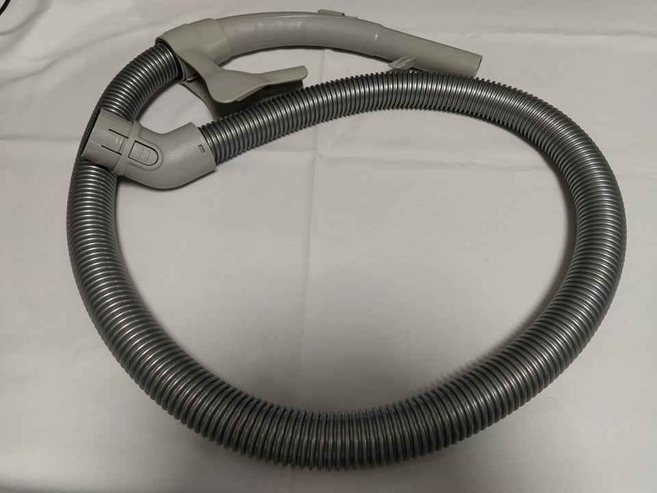 Porszívó gégecső