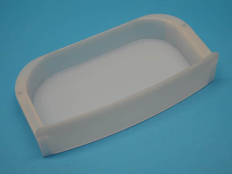 Hűtőajtóba rövid vajtartó polc