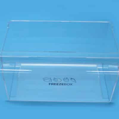 Alsó fagyasztó fiók FreezeBox felirattal