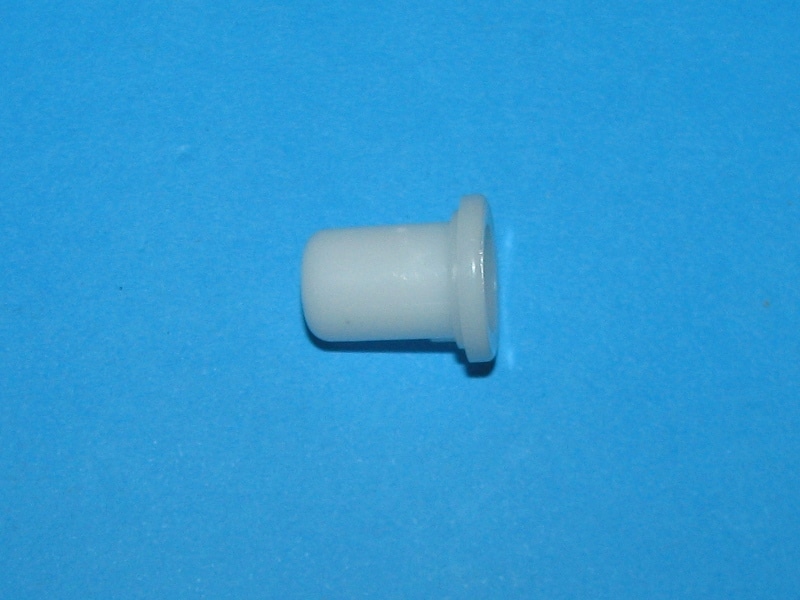 Hűtő ajtóban zsanér persely