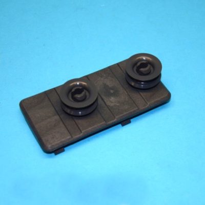 Mosogatógép felső kosáron görgő (kéttengelyes, bal oldali)