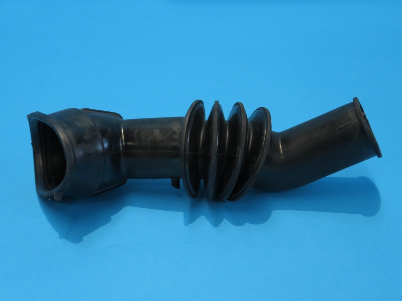 Mosó-szárítógép alsó gumicső üst-szivattyú között