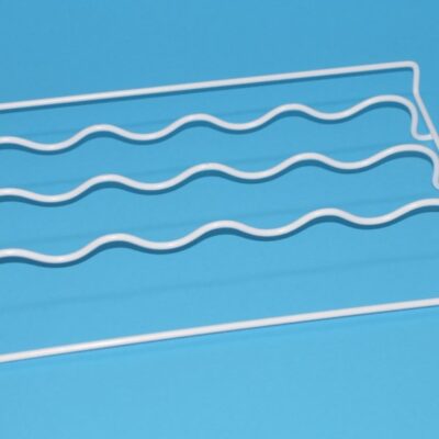 Hűtőbe palacktartó polc