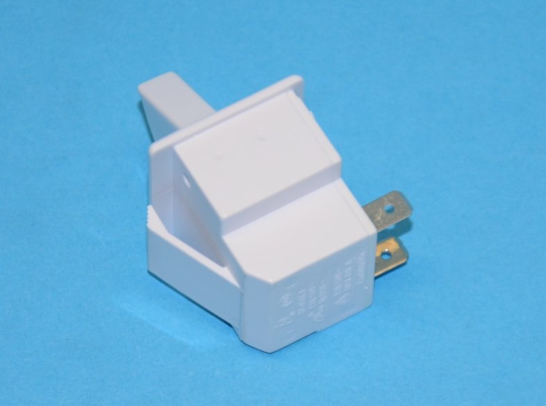 Hűtő világításkapcsoló (ajtókapcsoló)