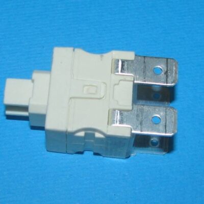 Hűtő ionizáló kapcsoló